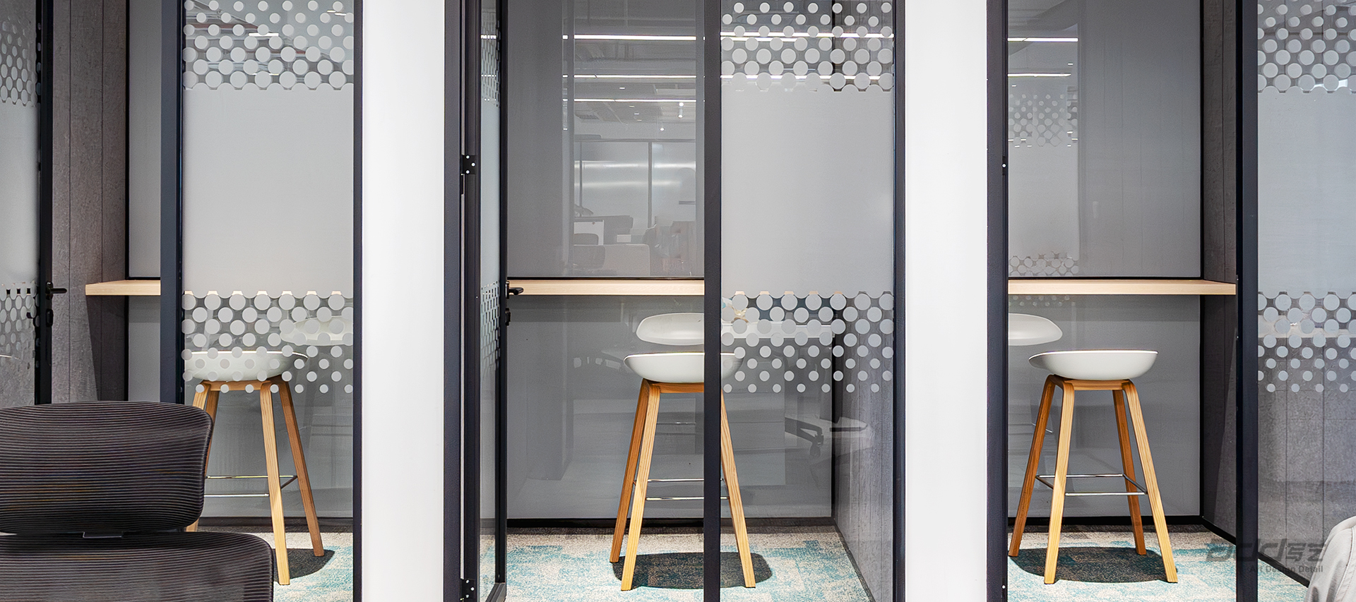 蔚來汽車辦公樓裝修-pc-辦公區2